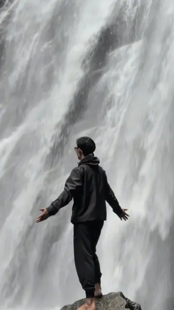 WOO SLOWMO CapCut template preview